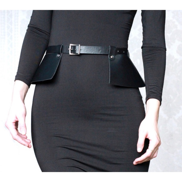 Black Peplum Belt - Picture 2 of 6